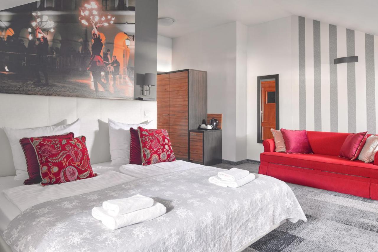 Morando Hotel Zamość Eksteriør billede