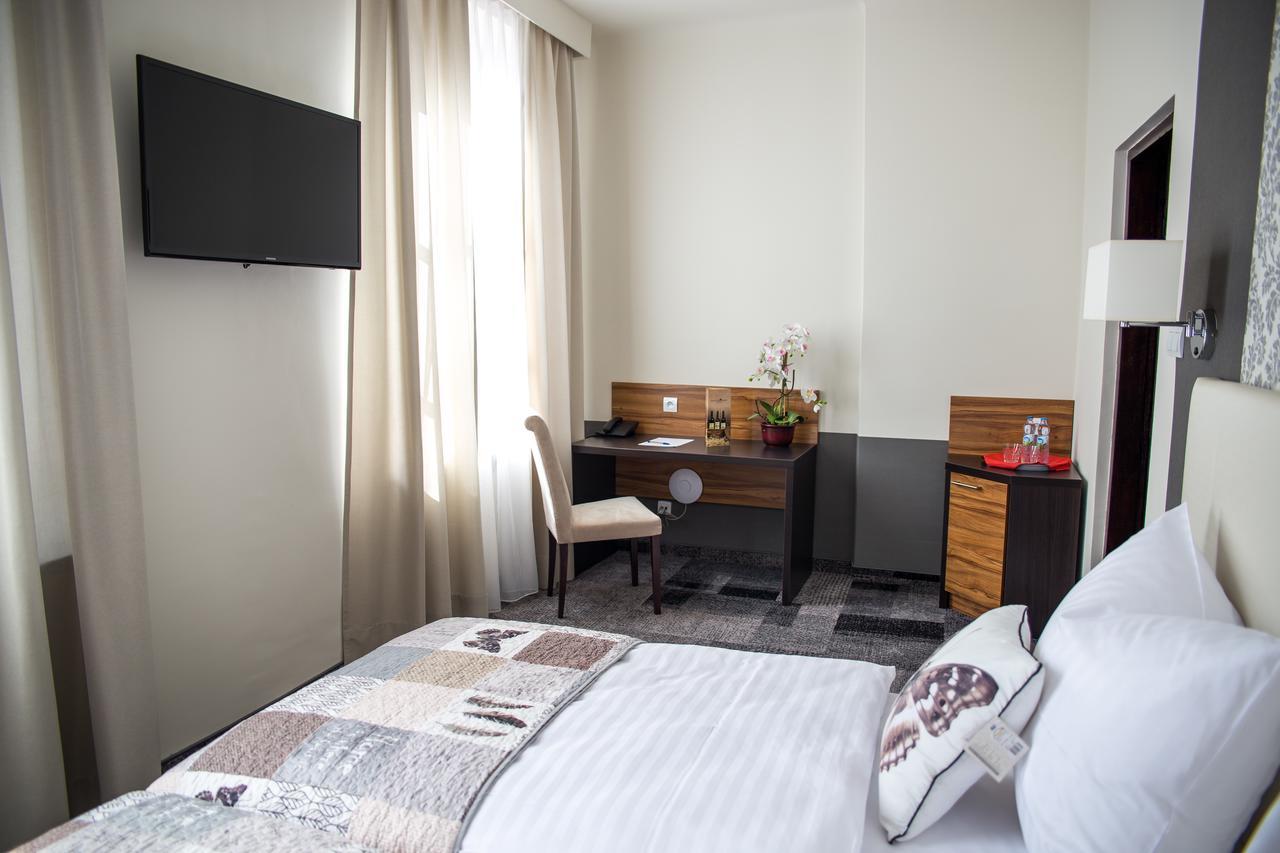 Morando Hotel Zamość Eksteriør billede