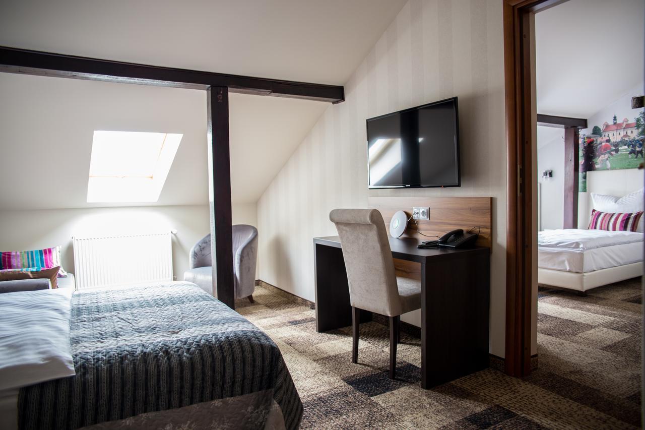 Morando Hotel Zamość Eksteriør billede